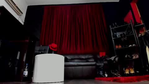 MissPuffyLove online show from 21, 2, 2025