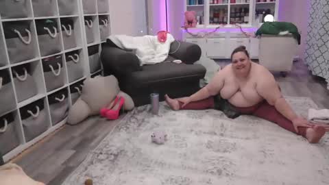 Puggie -  online show from 15, 2, 2025