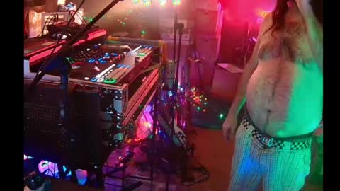 punkrunr083 online show from 2, 6, 2026