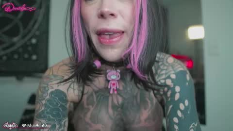 punkyfoxx online show from 11, 3, 2026