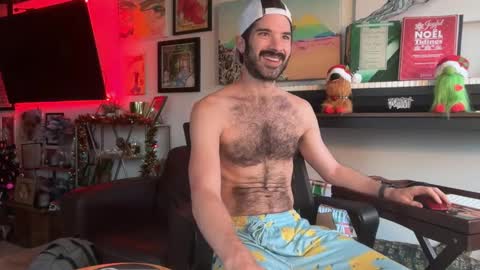 Snapshot of pupscritch chatting on 18, 11, 2025 Pup Scritch online show from 18, 11, 2025