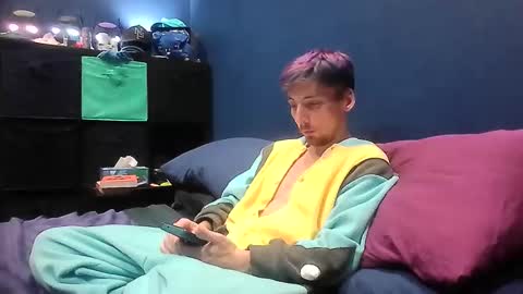 Alpha Pup Sparky online show from 5, 12, 2025