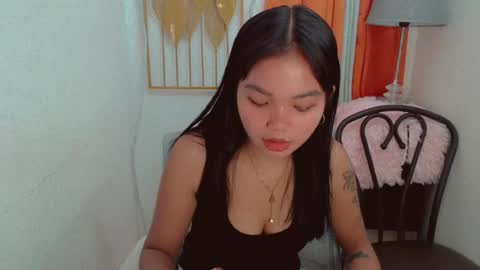 Snapshot of pure_asian_beauty chatting on 25, 7, 2026 zarah online show from 25, 7, 2026