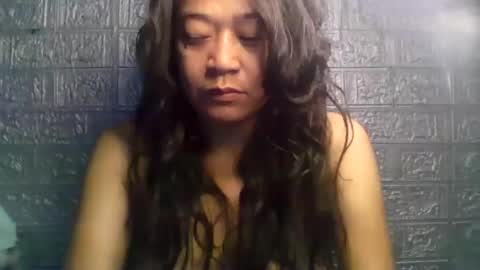 pure_sweetasian online show from 19, 5, 2026