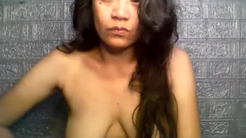 pure_sweetasian online show from 23, 5, 2026