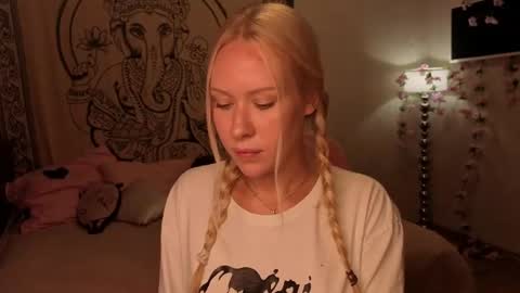 Megan online show from 4, 8, 2026