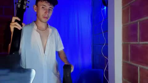 purepleasure25 online show from 21, 12, 2025