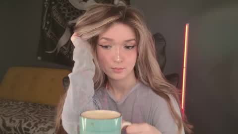 Bella online show from 21, 5, 2026