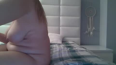 Snapshot of purplelotusgirl chatting on 4, 11, 2025 purplelotusgirl online show from 4, 11, 2025