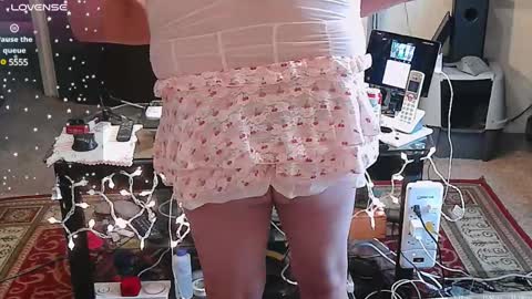 puss123176428 online show from 21, 2, 2025