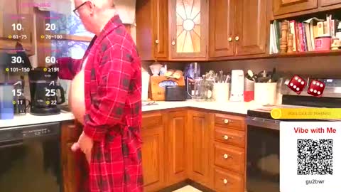 pussylover1365 online show from 15, 3, 2026