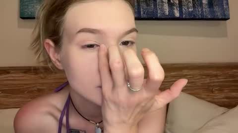 Lina online show from 4, 2, 2026