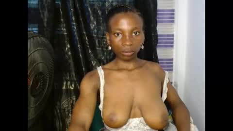 Snapshot of pussyxxjuice chatting on 20, 10, 2025 pussyxxjuice online show from 20, 10, 2025