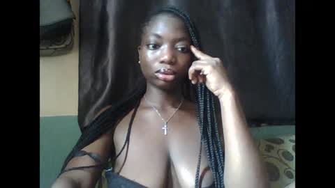 Snapshot of pweedy_ora chatting on 23, 5, 2026 ora online show from 23, 5, 2026