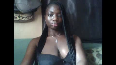 Snapshot of pweedy_ora chatting on 26, 5, 2026 ora online show from 26, 5, 2026
