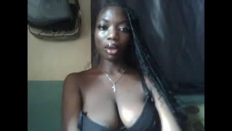 Snapshot of pweedy_ora chatting on 15, 6, 2026 ora online show from 15, 6, 2026