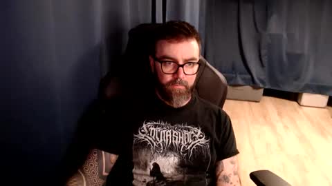 Snapshot of pyroxen chatting on 13, 12, 2025 Yog Sothoth online show from 13, 12, 2025