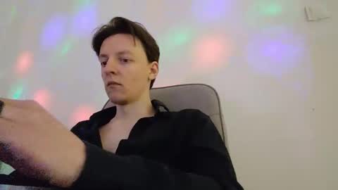 Lucas online show from 6, 4, 2026