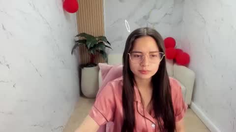 Qetsyah online show from 22, 2, 2026