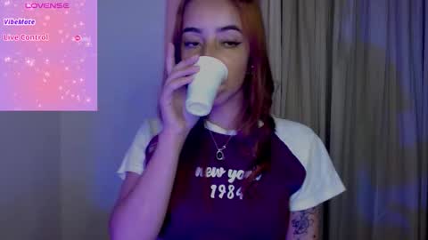 Snapshot of quee_tiana chatting on 16, 1, 2026 your princess online show from 16, 1, 2026