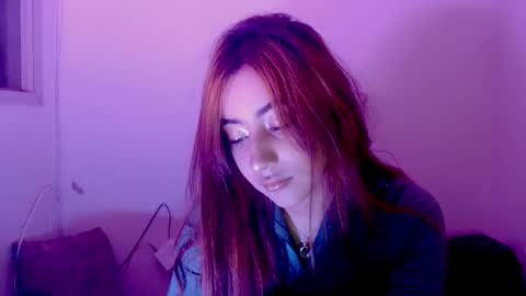 Snapshot of quee_tiana chatting on 3, 3, 2026 your princess online show from 3, 3, 2026