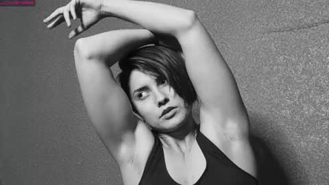 Lola online show from 20, 2, 2025