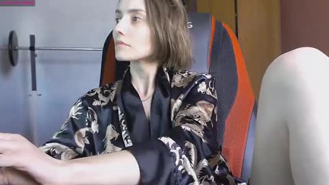 Lola online show from 11, 3, 2025