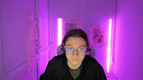 Amelie online show from 19, 5, 2026
