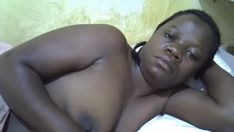 Snapshot of queen_darling3 chatting on 16, 6, 2026 Gentrix online show from 16, 6, 2026
