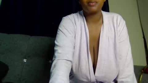 queen_doli online show from 8, 4, 2026