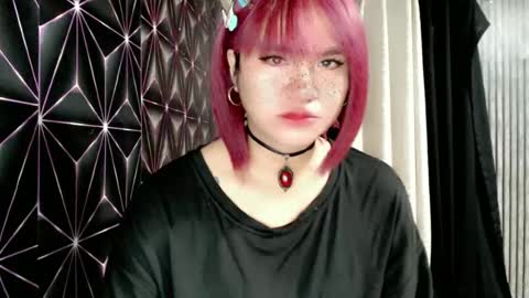 Snapshot of queen_elicktra chatting on 17, 6, 2026 JOY online show from 17, 6, 2026