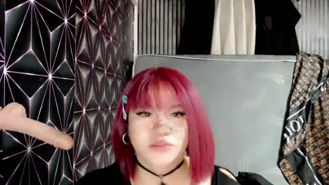 Snapshot of queen_elicktra chatting on 21, 7, 2026 JOY online show from 21, 7, 2026