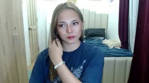 Snapshot of queen_heart0 chatting on 12, 6, 2026 shawny online show from 12, 6, 2026