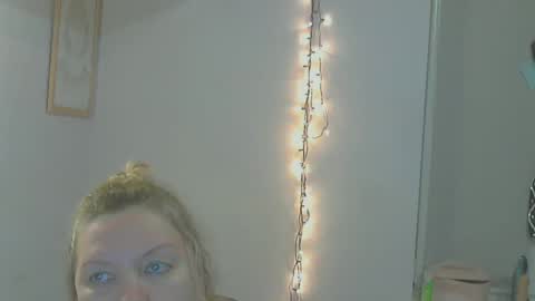 queen_jane8 online show from 26, 12, 2024