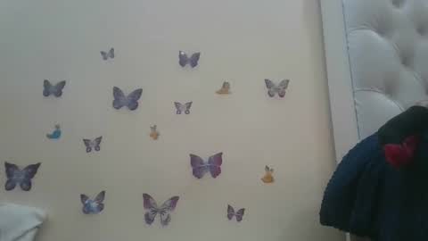 Queen kikih online show from 4, 2, 2026