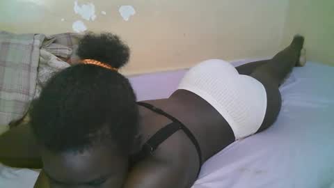 queen_latasha online show from 28, 2, 2026