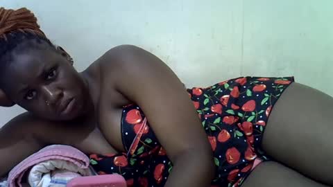 queen_leilla online show from 27, 6, 2026