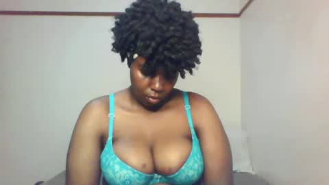 Snapshot of queen_melanine chatting on 10, 2, 2025 QUEEN online show from 10, 2, 2025