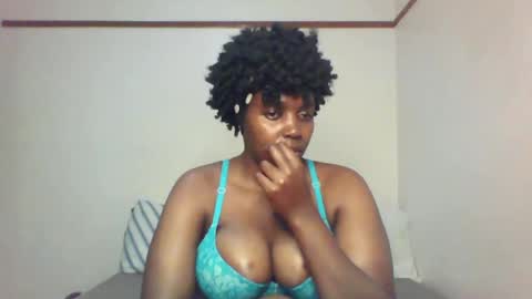 Snapshot of queen_melanine chatting on 10, 2, 2025 QUEEN online show from 10, 2, 2025