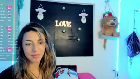 Snapshot of queen_natttyy chatting on 4, 12, 2024 queen_natttyy online show from 4, 12, 2024