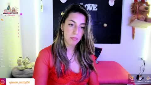 Snapshot of queen_natttyy chatting on 27, 12, 2024 queen_natttyy online show from 27, 12, 2024