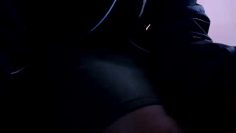   online show from 11, 1, 2025