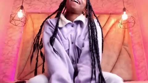   online show from 4, 3, 2025