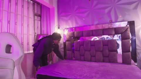 Snapshot of queen_perla_ chatting on 14, 5, 2026 online show from 14, 5, 2026