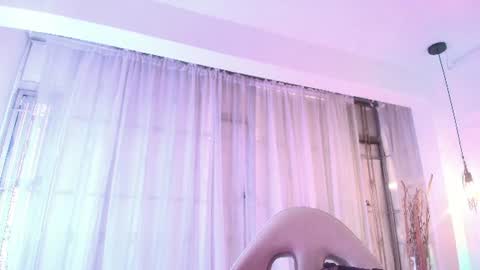 Snapshot of queen_perla_ chatting on 9, 6, 2026 online show from 9, 6, 2026