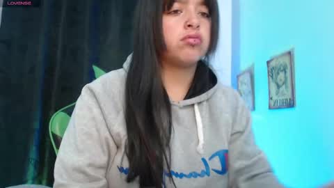 queen_salomme online show from 13, 10, 2025