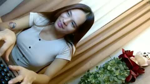 CALL ME YOUR QUEEN AIVY1 online show from 2, 7, 2026