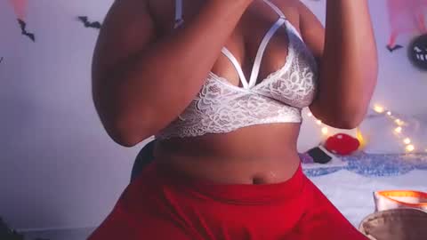 Snapshot of queenalya_ chatting on 25, 10, 2025 Ahlya  online show from 25, 10, 2025