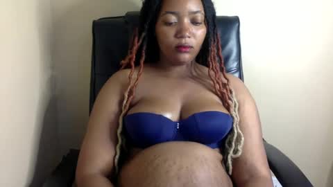 Queenbebony2 online show from 11, 12, 2024