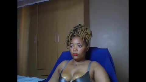 Snapshot of queenbebony2 chatting on 8, 6, 2026 Queenbebony2 online show from 8, 6, 2026
